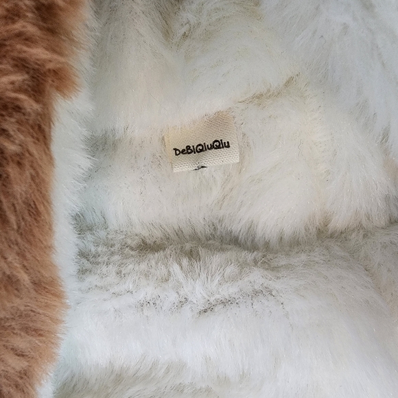 Fuzzy Jacket - Picture 3 of 3